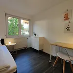 Apartmán 85qm, 4 Bedroom, Parking, King-bed, Wifi, Netflix Waiblingen (Stuttgart)