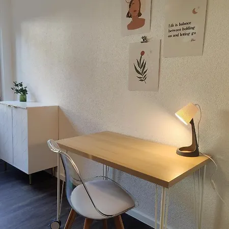 Appartement 85qm, 4 Bedroom, Parking, King-bed, Wifi, Netflix