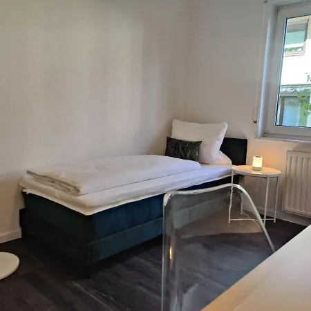 Apartment 85qm, 4 Bedroom, Parking, King-bed, Wifi, Netflix